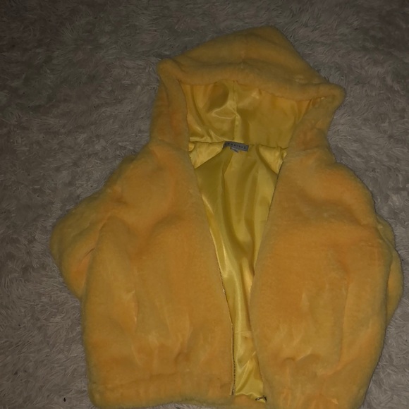 Yellow fuzzy hoodie - Picture 1 of 5